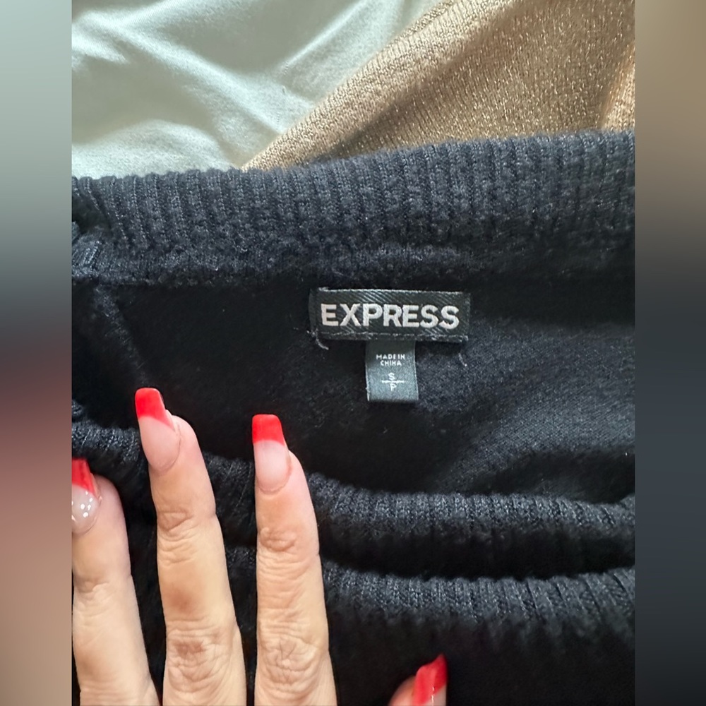 Express Top Bundle - Small - Picture 3 of 9